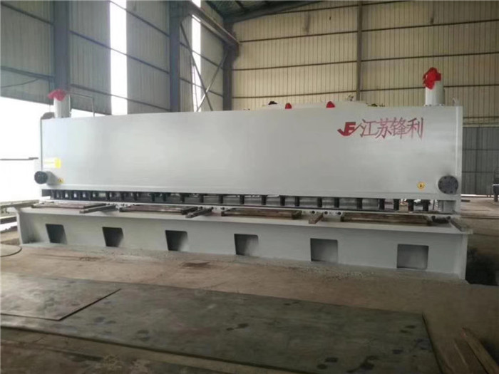 不銹鋼鐵皮折彎?rùn)C(jī)價(jià)格
